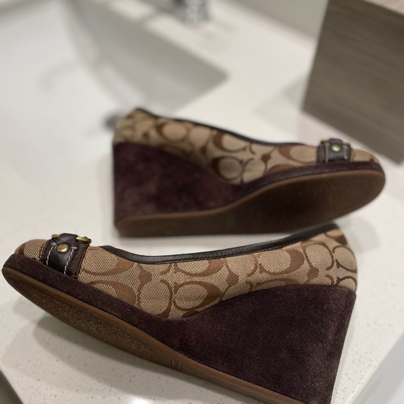 Signature Coach Brown size 9 - Picture 4 of 5